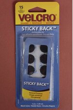 5/8" VELCRO COINS W/STICKY BACK BLACK PKG/15