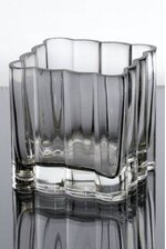 4" X 4" X 4" DECORATIVE GLASS VASE CLEAR