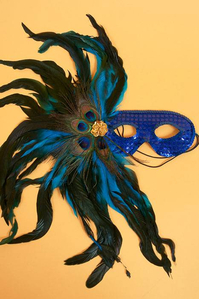 18" SEQUIN MASK W/4 PEACOCK EYES & FEATHERS ROYAL BLUE