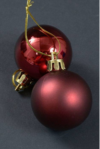 40MM SHINY & MATTE PLASTIC BALL ORNAMENT BURGUNDY PKG/12