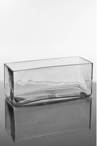 4" X 10" X 4" RECTANGULAR VASE CLEAR