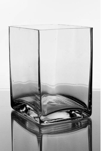 5" X 4" X 6" RECTANGULAR VASE CLEAR