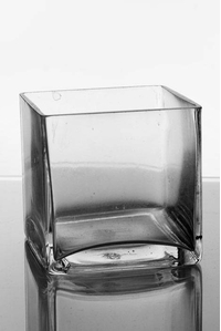 4" X 4" X 4" CUBE VASE CLEAR