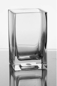 2.5" X 2.5" X 4" SQUARE VASE CLEAR