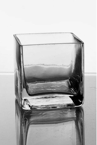 3" X 3" X 3" CUBE VASE CLEAR