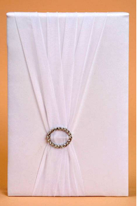 GUEST BOOK W/ ROMANCE RING WHITE