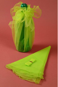 28" ROUND ORGANZA WINE BOTTLE WRAP APPLE GREEN PKG/6