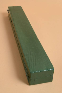 27" RAQUETTES HOLDER FLORAL FOAM GREEN