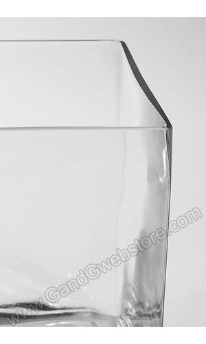 6" X 6" X 8" GLASS SQUARE VASE CLEAR