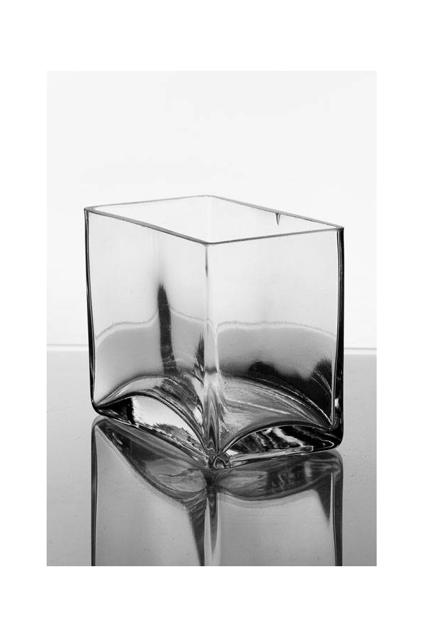 5" X 3" X 4" RECTANGULAR VASE CLEAR